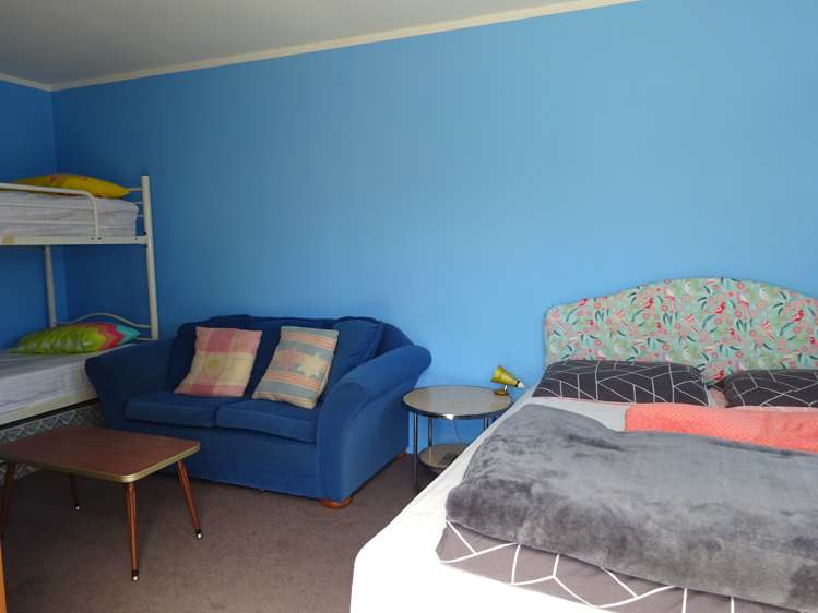 29 Ruanui Street Himatangi Beach_16