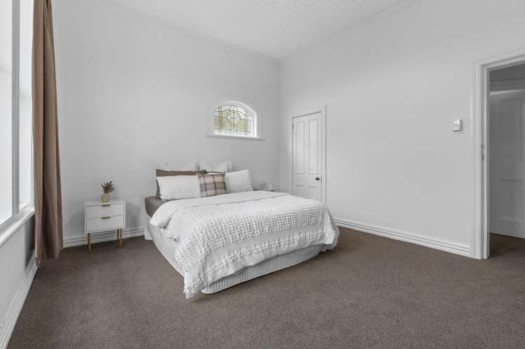 20 Montrose Street North East Valley_19