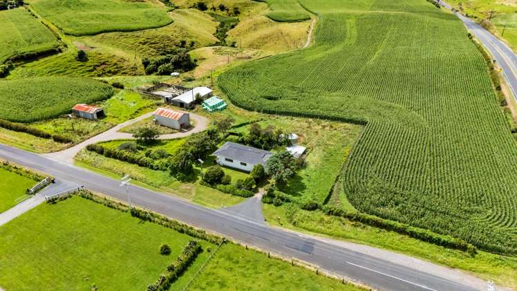 6 Leith Road Okato_1