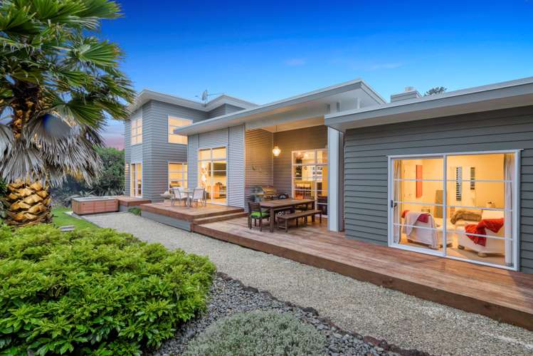 2 Cloverfields Drive Waimauku_16