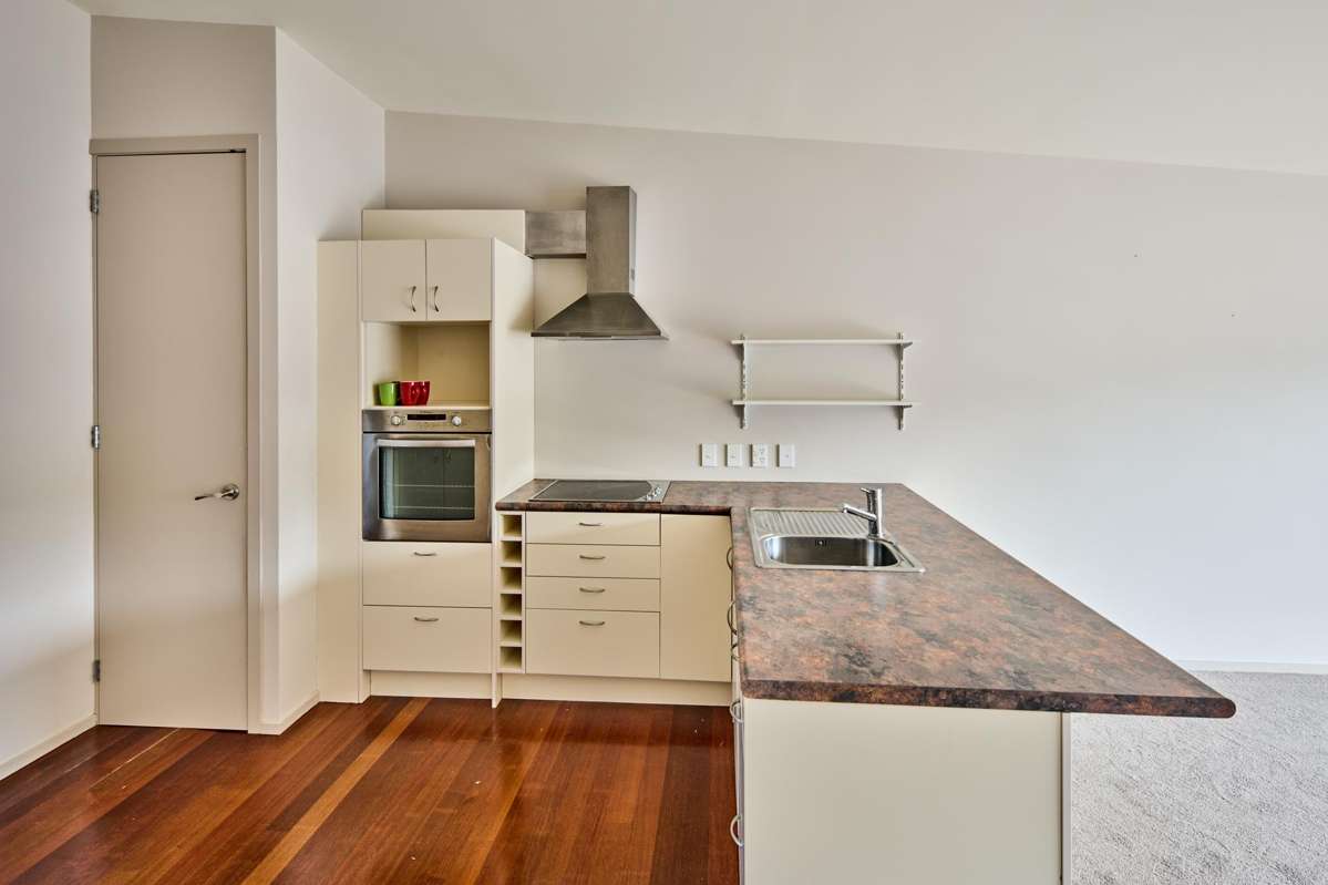 14/2 Northpoint Street_3