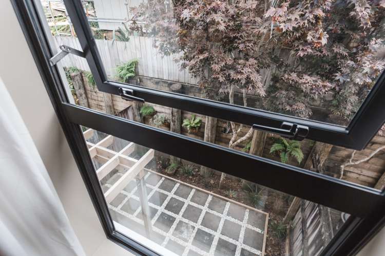 16/17 Georgia Terrace Albany_13