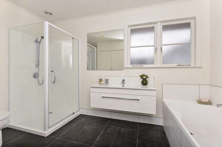 13 Penney Avenue Mount Roskill_6