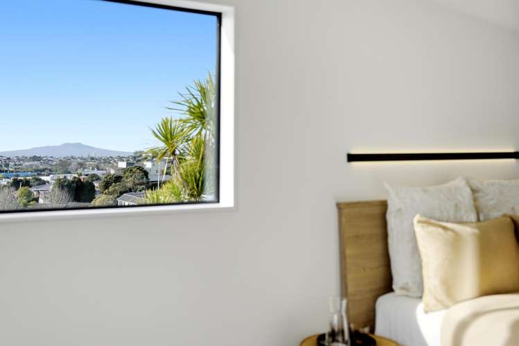 Lot 1-5/10 Tusac Place Totara Vale_17