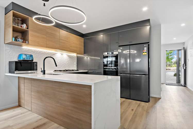 8 Sager Midgley Road Hobsonville_4