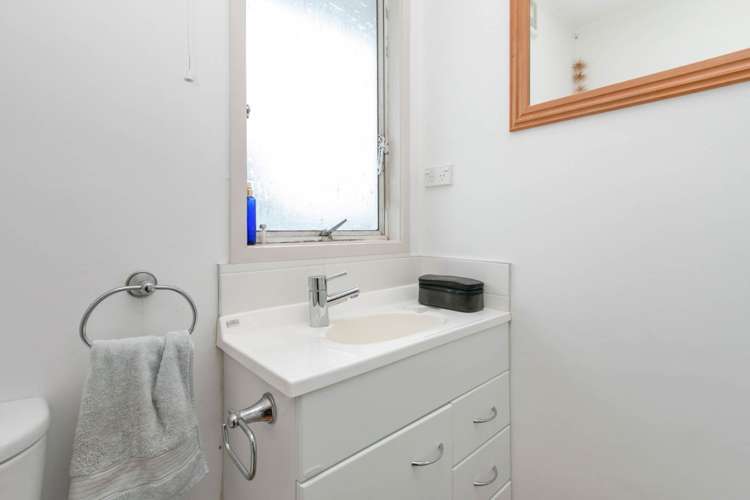 6/12 Telford Avenue Mount Eden_4