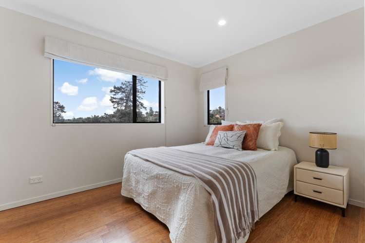 12B Kimberly Grove Greenhithe_16