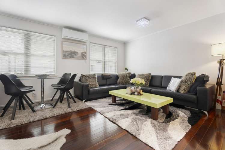 2/11 Maheke Street St Heliers_8