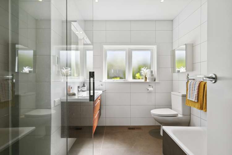 11 Bristow Place Karori_19