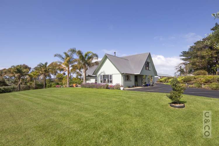 221 Amreins Road Taupaki_52