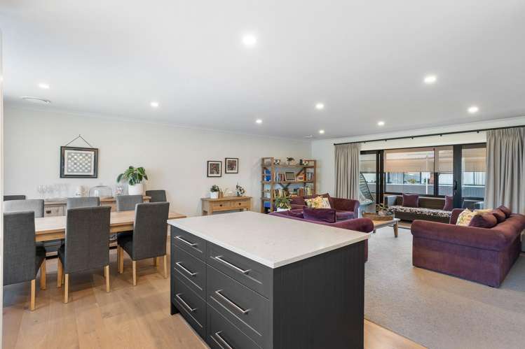 1/32 Empire Road Epsom_1