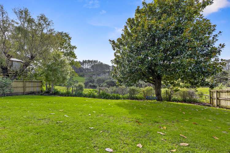 61 Mcentee Road Waitakere_4