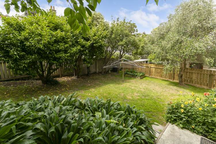 25 Hohiria Road Hataitai_8