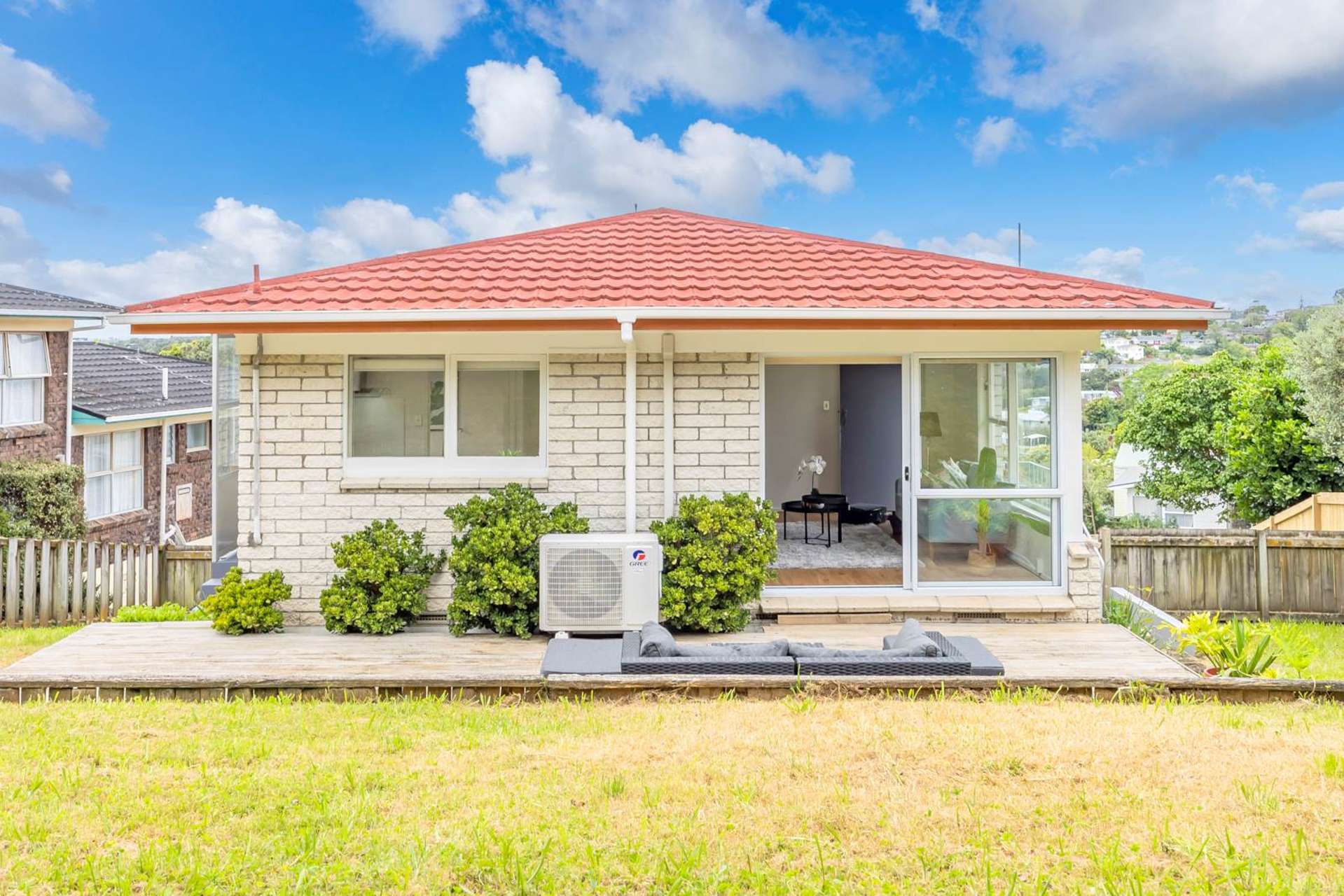 2/5 Finn Place Totara Vale_0