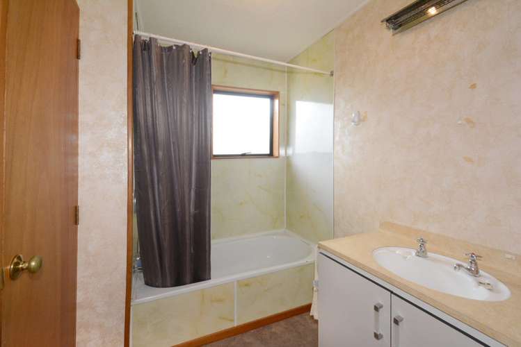 64 Kinmont Crescent Mosgiel_15