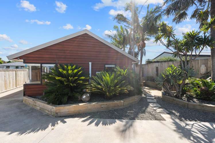 31B Lyn Grove Papamoa Beach_15