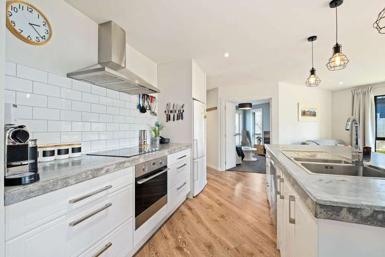 29 Woodstock Road Lower Shotover_3