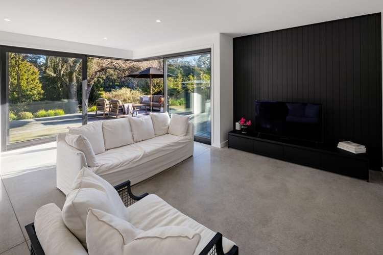 60 Jellicoe Drive Hamilton East_13