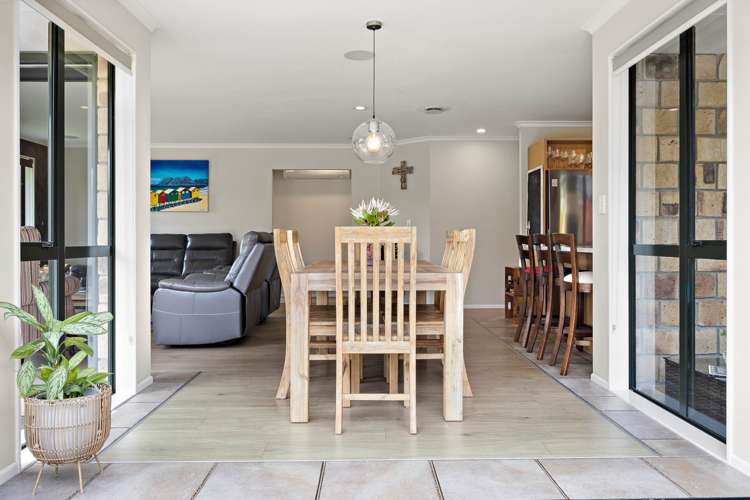 9 Grassfield Place Waimauku_14