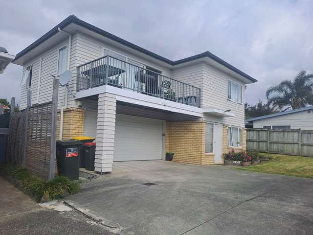 Private, standalone home on Pakuranga Road