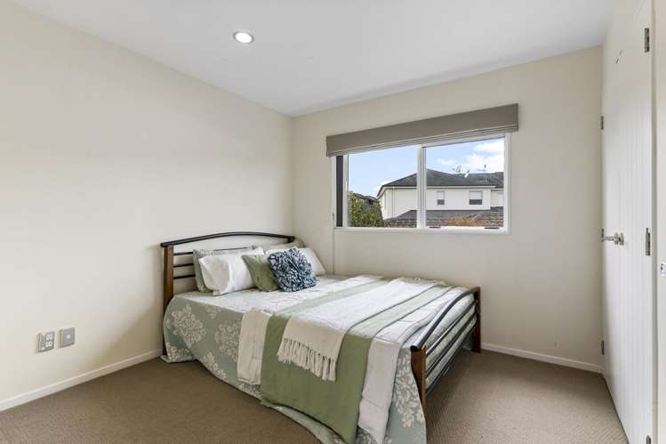 3 Stamford Crescent Flat Bush_16