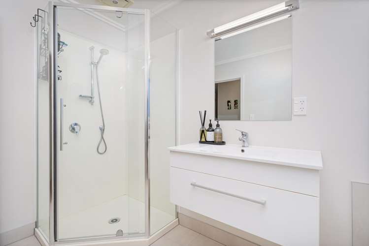 10 Voyager Place Cooks Beach_16