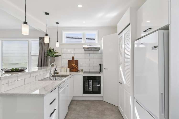 49 Mckinley Crescent Brooklyn_3