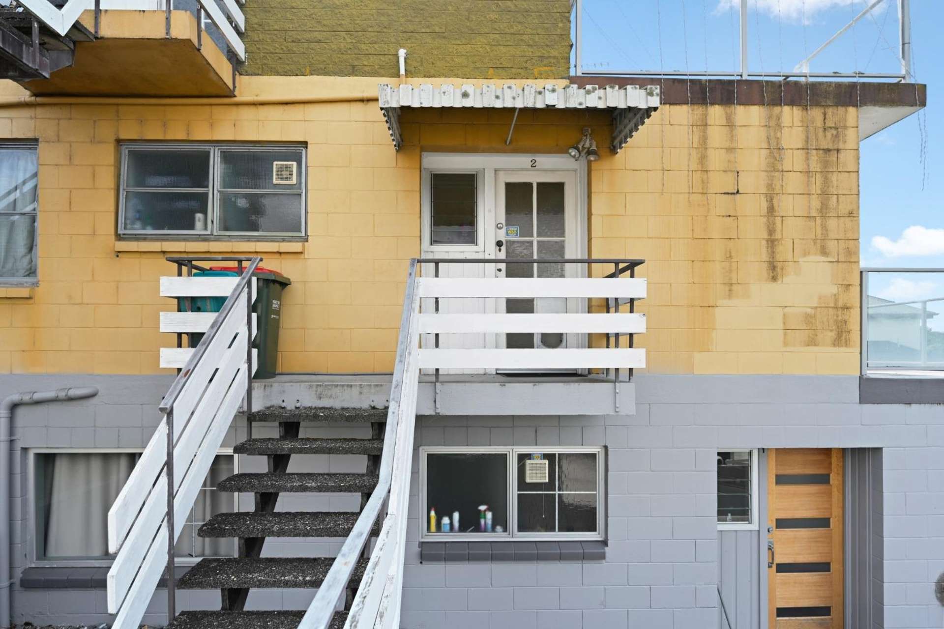 2/1243 Victoria Street 3283_0