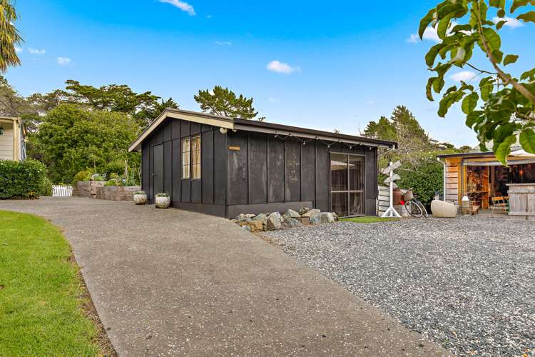 1168 Leigh Road Matakana_15