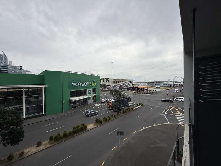 204/2 Dockside Lane Auckland Central_6