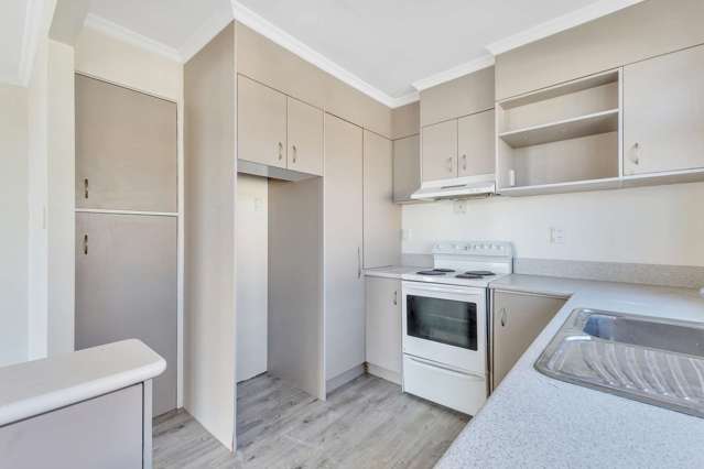 3/12 South Road Moturoa_2