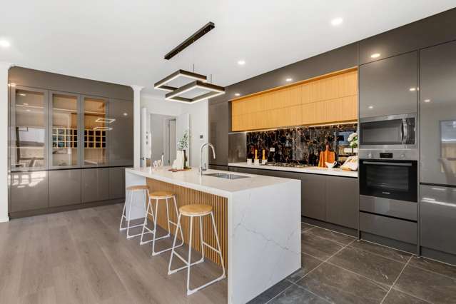 6 Knockanara Drive Flat Bush_4