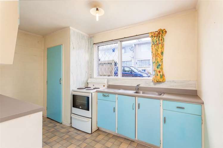 2/79 West Coast Road Glen Eden_10