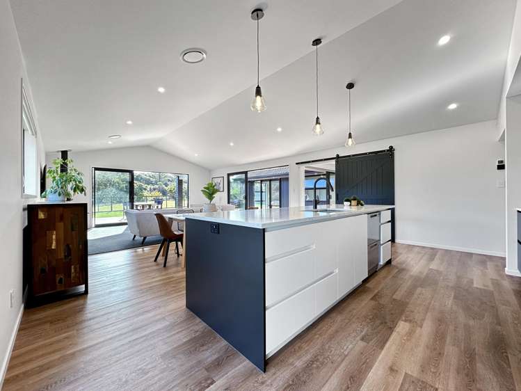 46 Montgomery Crescent Kinloch_10