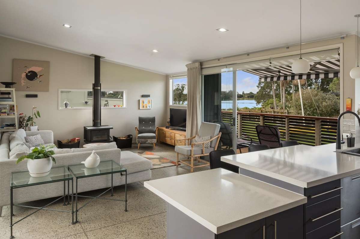 32 Roretana Drive_1