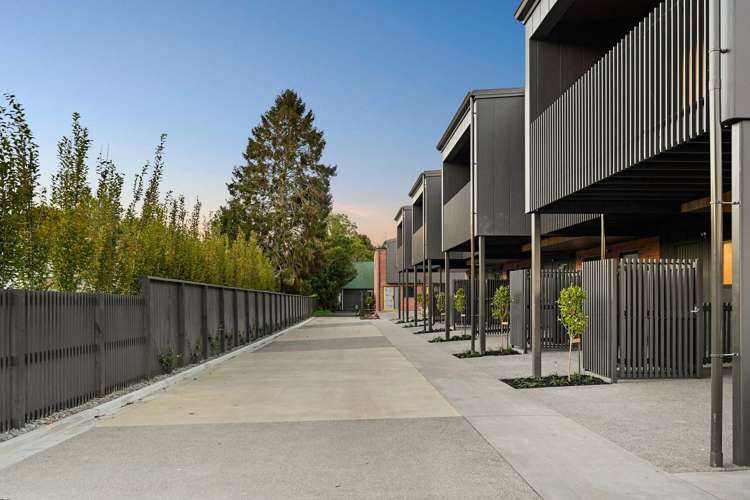 6/3 Vesty Avenue Hillcrest_10