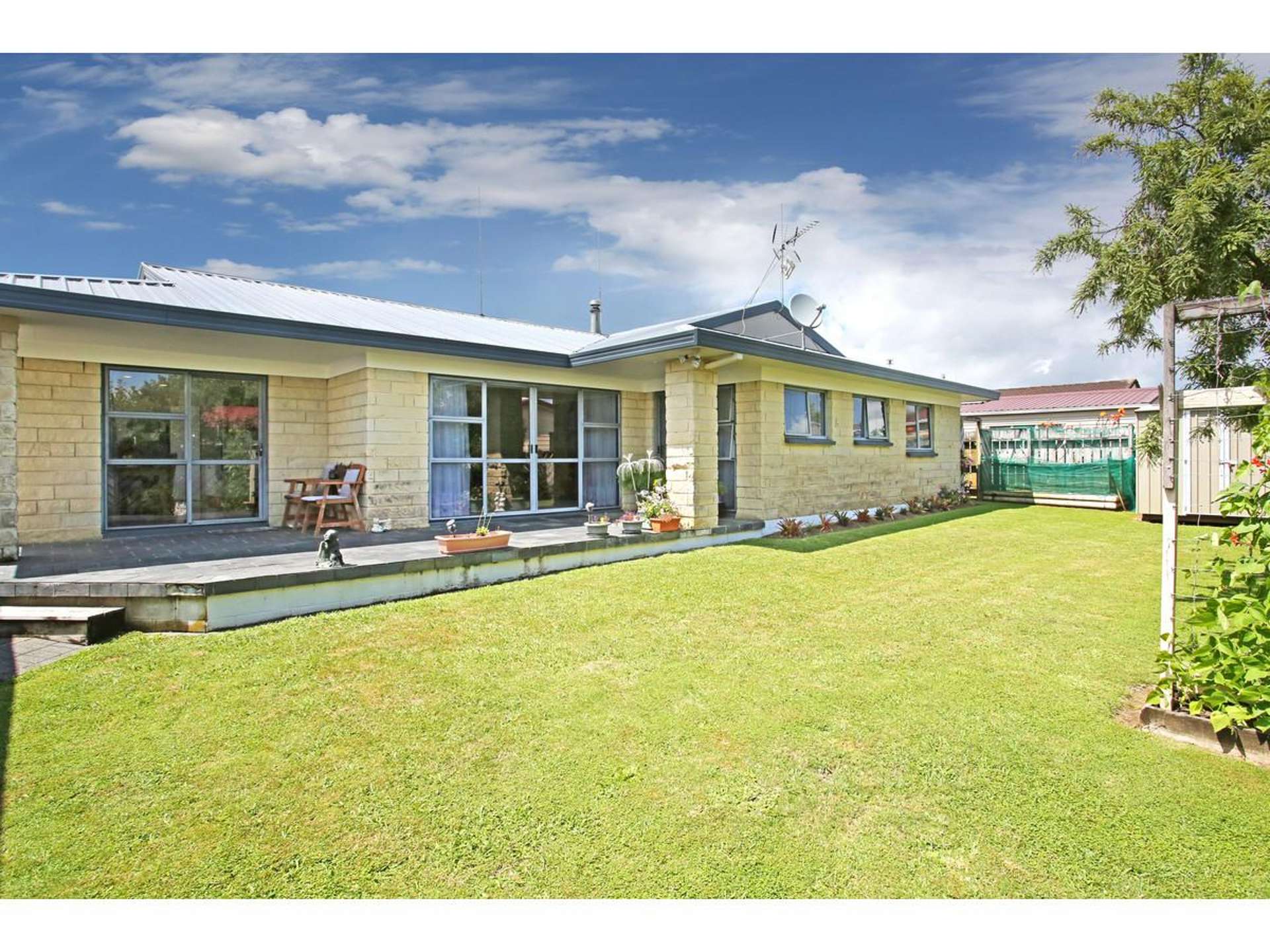 48 Edgewater Parade Waiuku_0