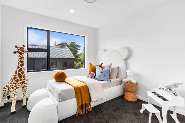 39 Elliot Street Riverhead_21