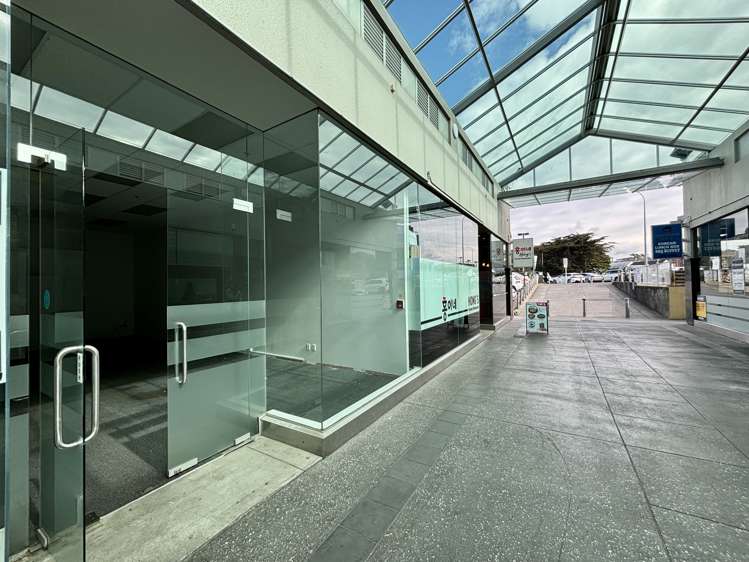 4/62-78 Hurstmere Road Takapuna_5