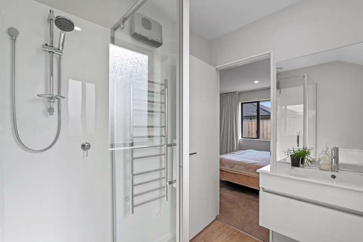 6 Bob Reid Crescent Darfield_11