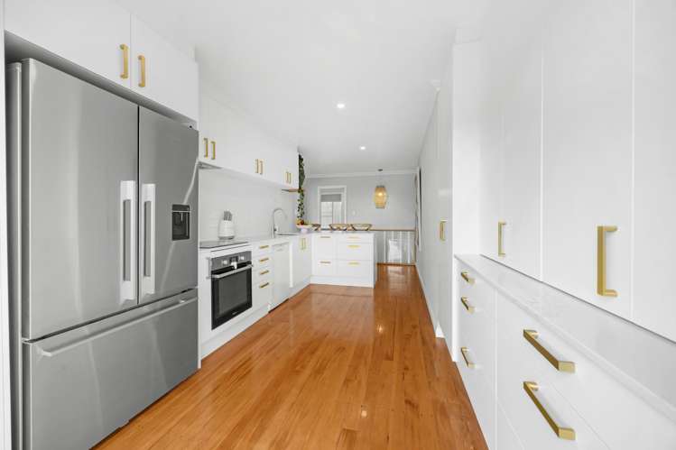 48 Ellesmere Crescent Pakuranga Heights_6