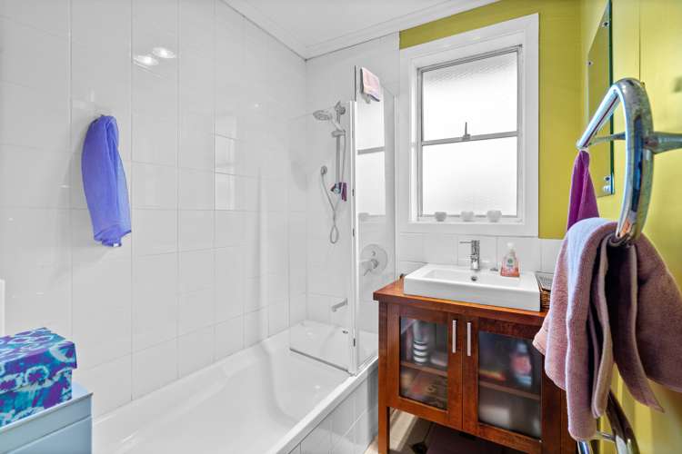 380 Centre Street Rockdale_17