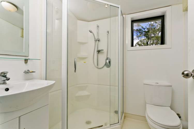 65 Manuka Grove Helensville_12