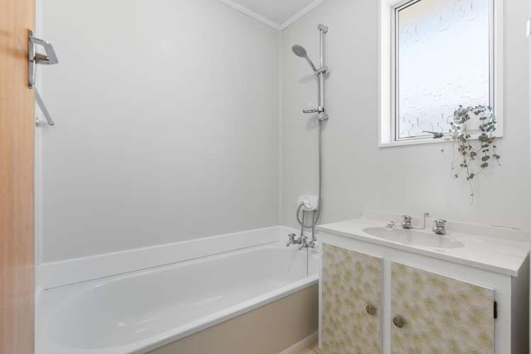 29A Rutherford Street Caversham_10