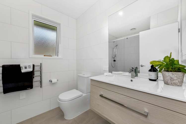 29 George Town Drive Beachlands_13