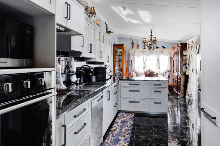24 Castle Street Eltham_7