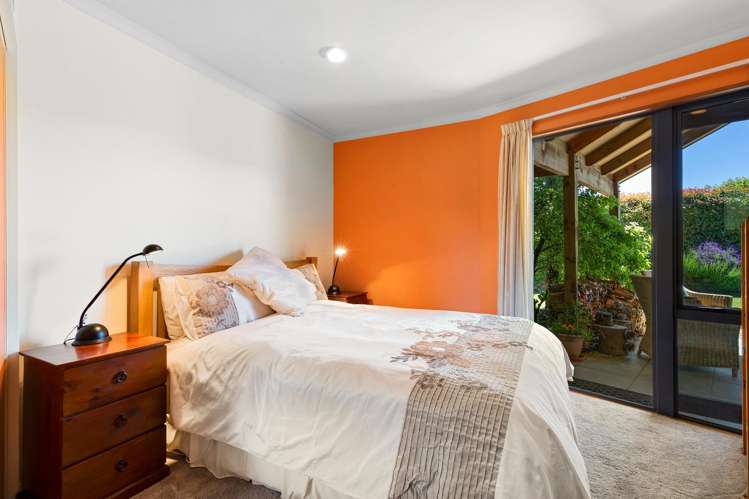 2 Bramshill Drive Lower Shotover_21