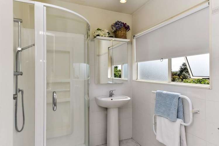 2/36 Francis Street Hauraki_12