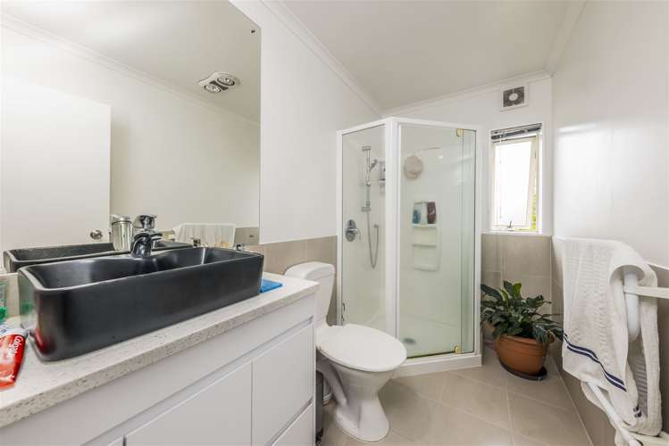 22 Sarteano Drive Manurewa_5