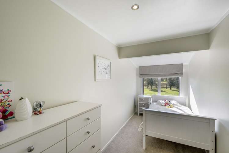 135 Crystall Road Pakipaki_12